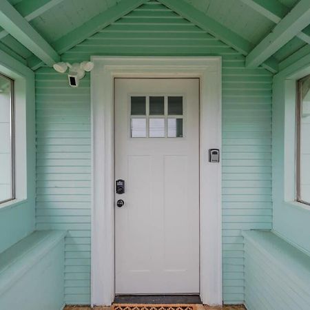 #Stayinmydistrict Coos Bay Cypress Cottage 외부 사진