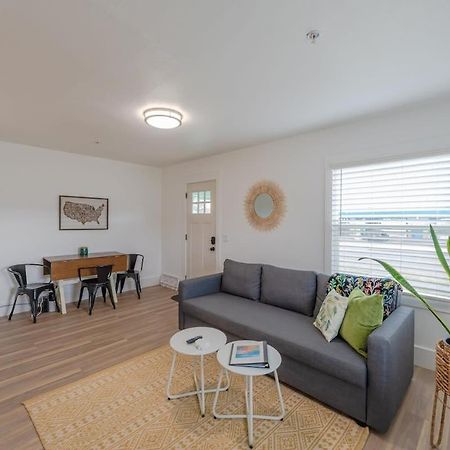 #Stayinmydistrict Coos Bay Cypress Cottage 외부 사진
