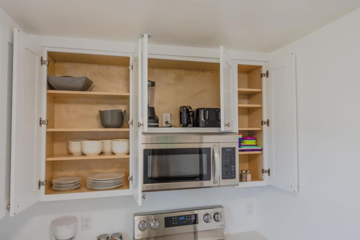 #Stayinmydistrict Coos Bay Cypress Cottage 외부 사진